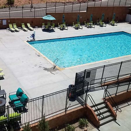 Wingate By Wyndham Moab Hotel Exterior photo